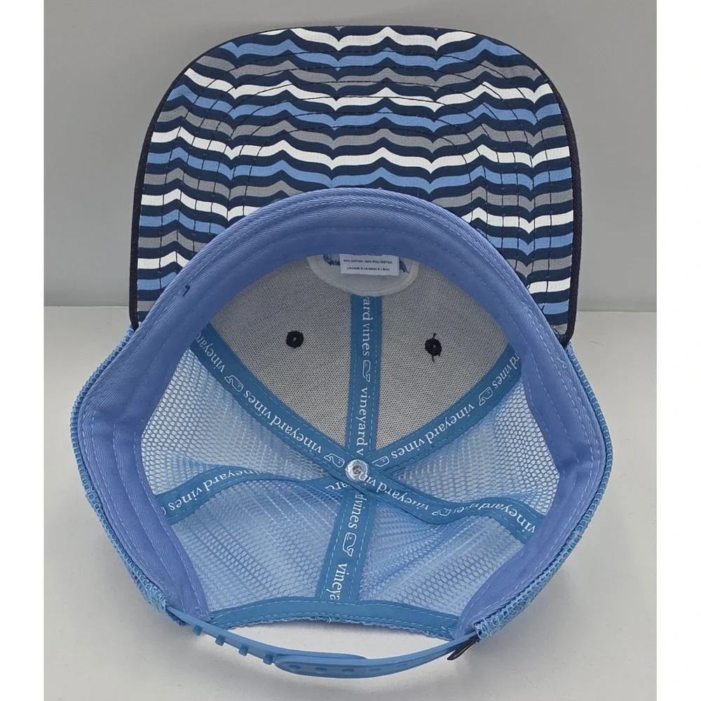 Vineyard Vines Trucker Hat Kids Navy Blue Whale Logo Snapback Baby Blue Mesh